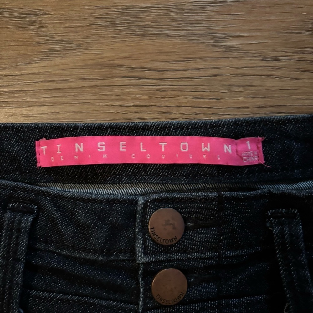 Women's Denim Shorts - Picture 3 of 4